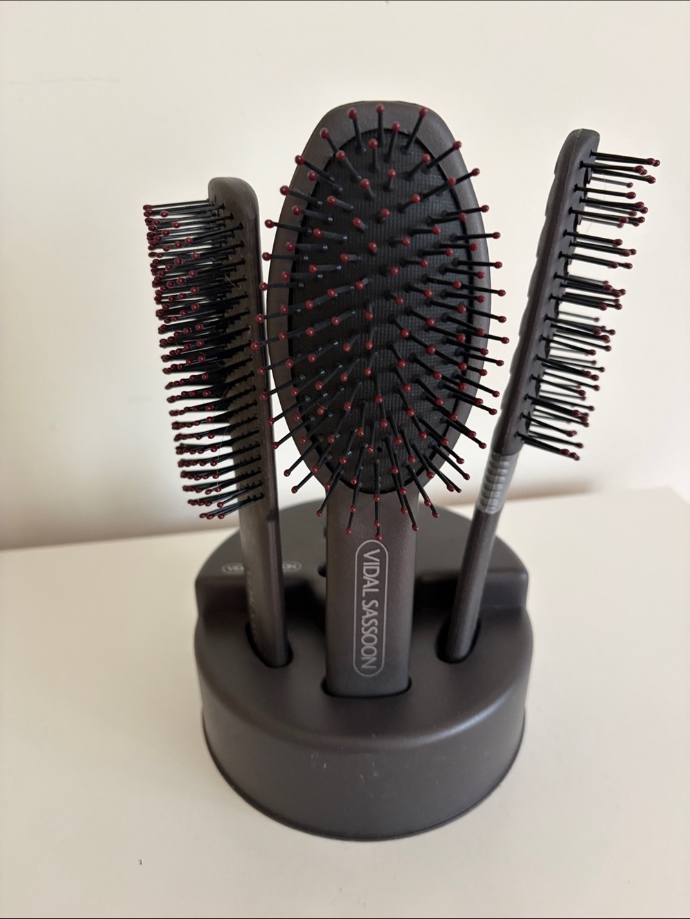 Vidal Sassoon 4 Piece Brush Set